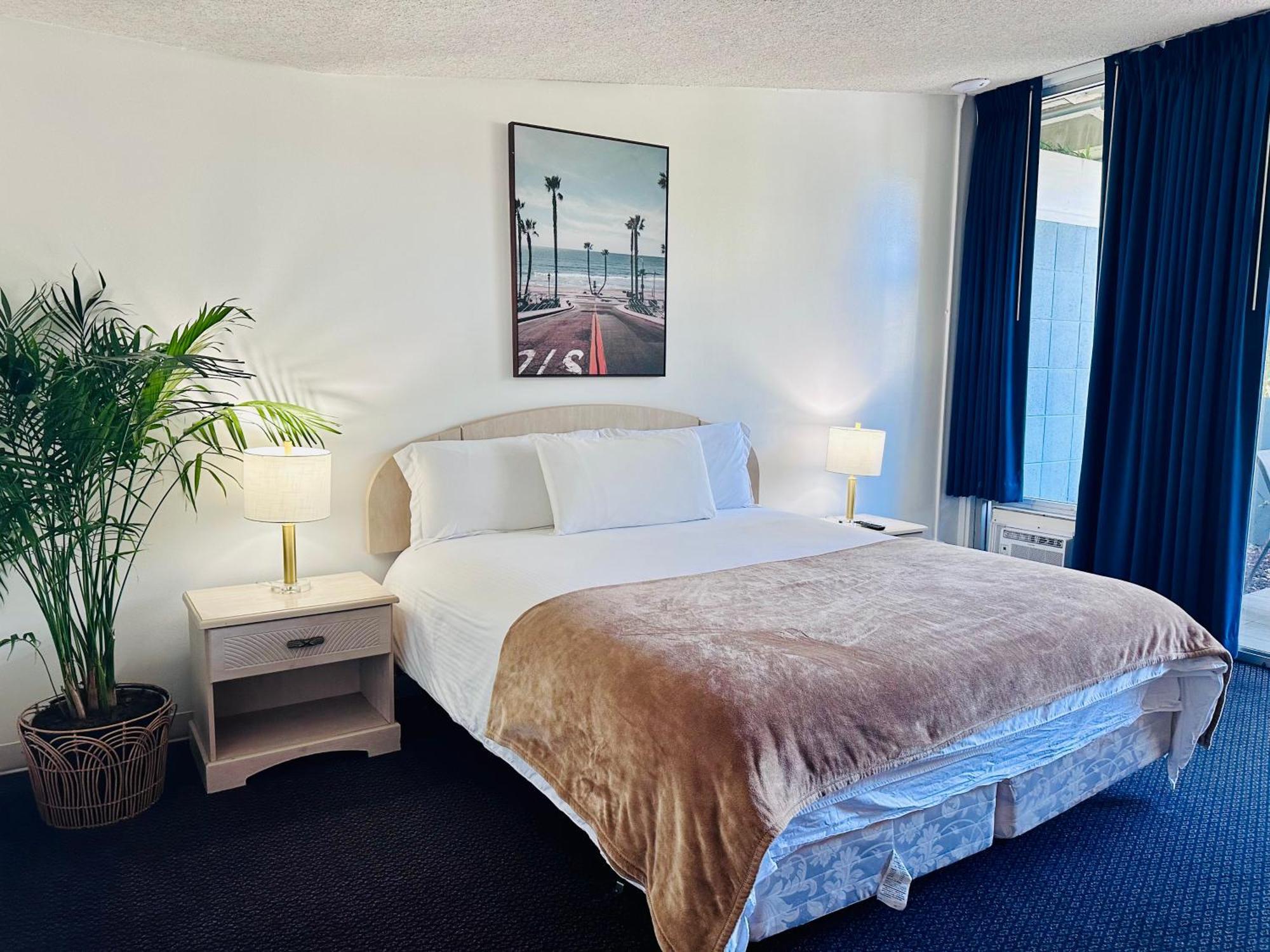 Foghorn Harbor Inn マリナ・デル・レイ エクステリア 写真